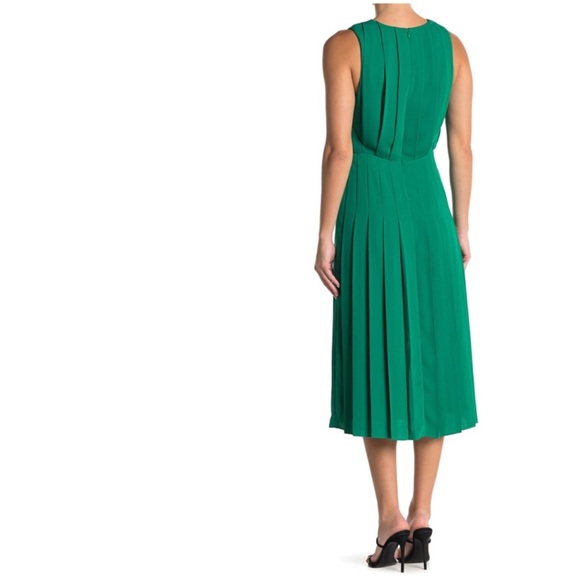 REISS Mariona Pleated Woven V-Neck Sleeveless Midi Dress, Green, Size 4 - Picture 4 of 5
